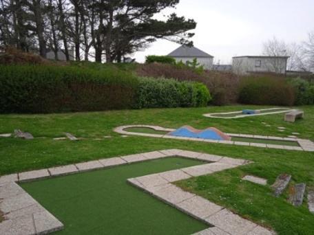 Maison De La Plage Des Amiets Cléder Eksteriør bilde
