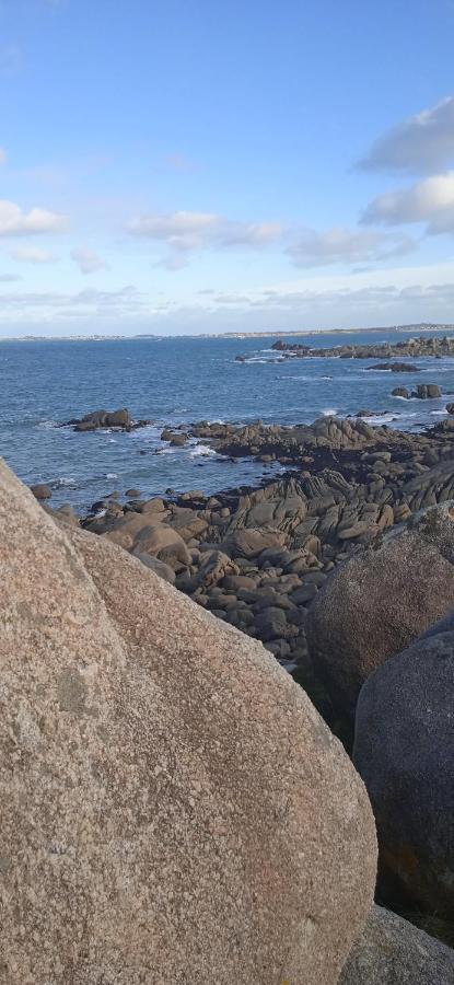 Maison De La Plage Des Amiets Cléder Eksteriør bilde